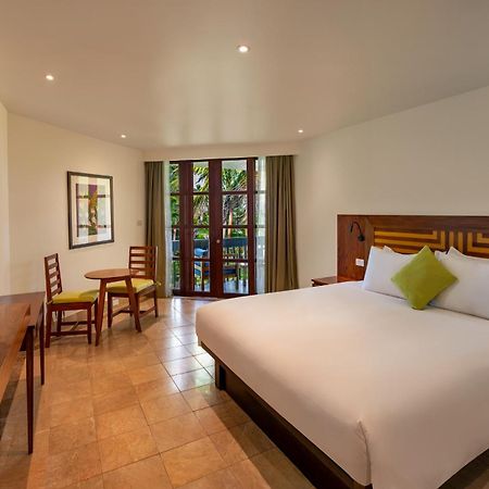 Hotel The Warwick Fiji Korolevu  Esterno foto