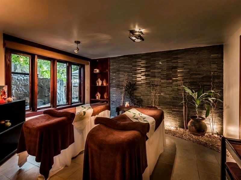 Hotel The Warwick Fiji Korolevu  Esterno foto Spa at The Oberoi, Mumbai